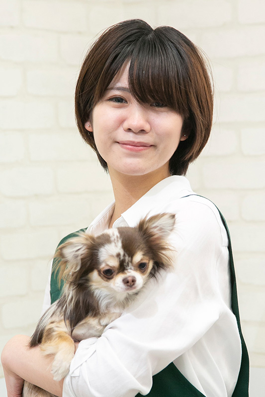 岩澤 菜津美(イワサワ ナツミ)